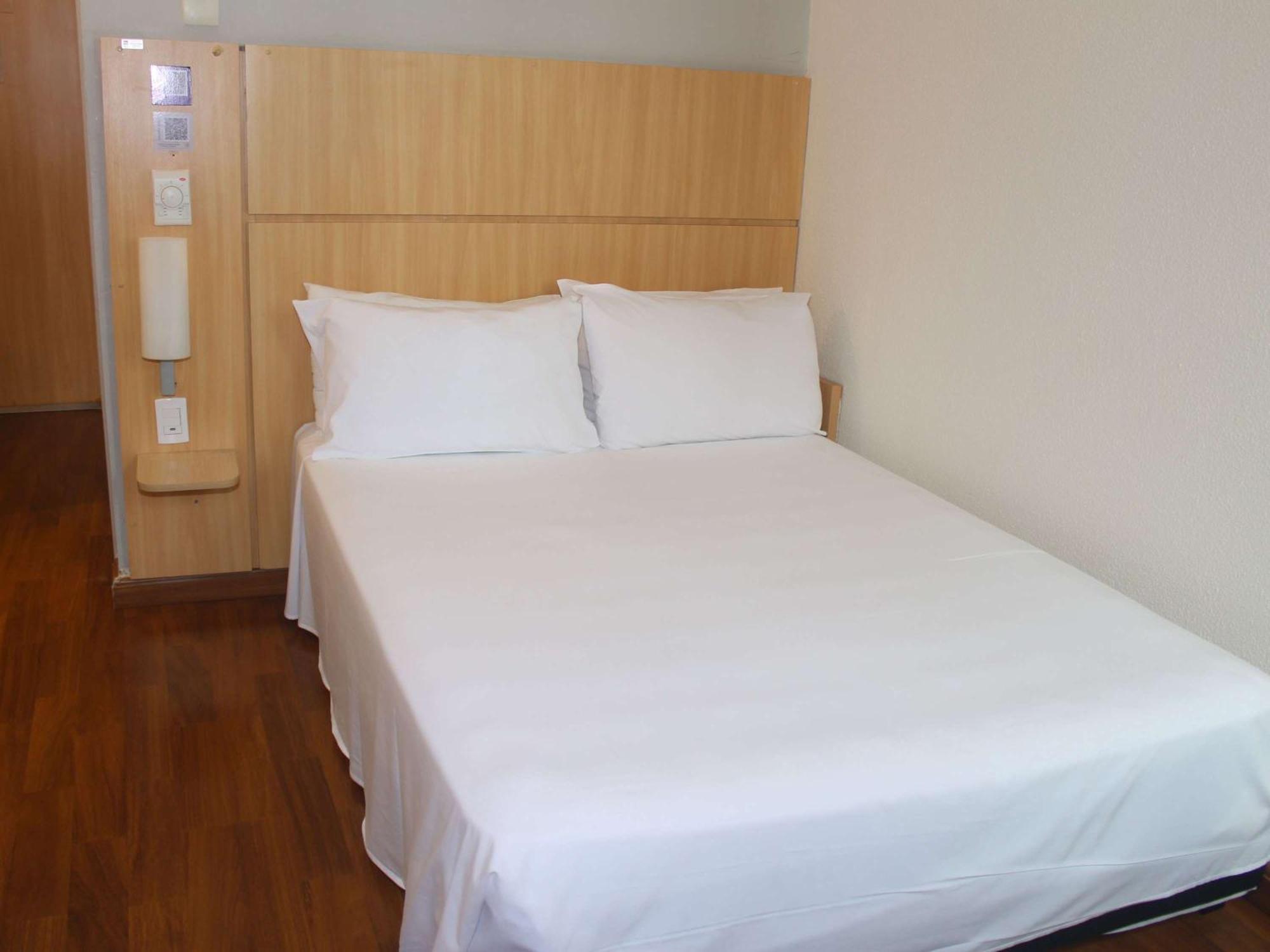 Ibis Florianopolis Hotel ภายนอก รูปภาพ